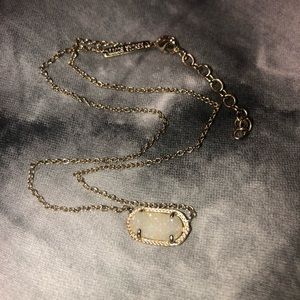 Kendra Scott necklace